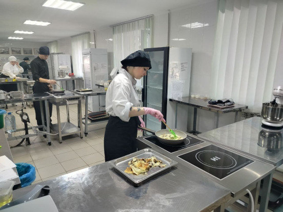 Демонстрационный экзамен по профессии 43.01.09 Повар,кондитер Демонстрационный экзамен по профессии 43.01.09 Повар,кондитер 15